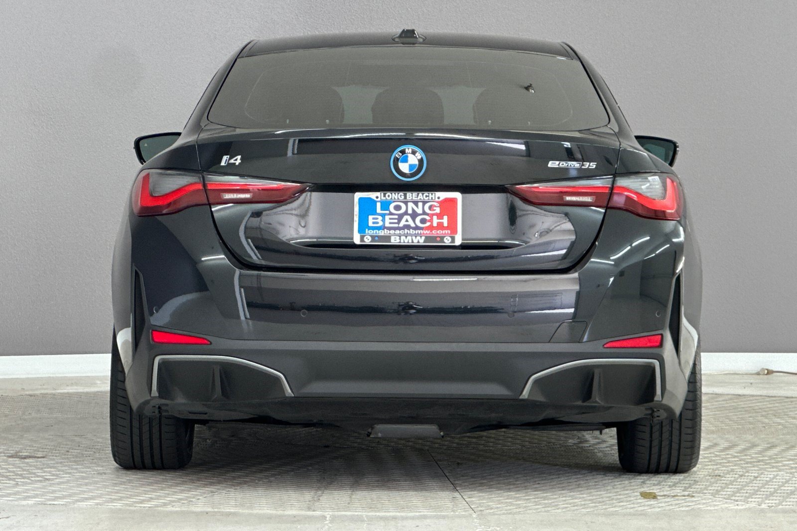 Certified 2023 BMW i4 eDrive35 w/ Premium Package RWD image 9