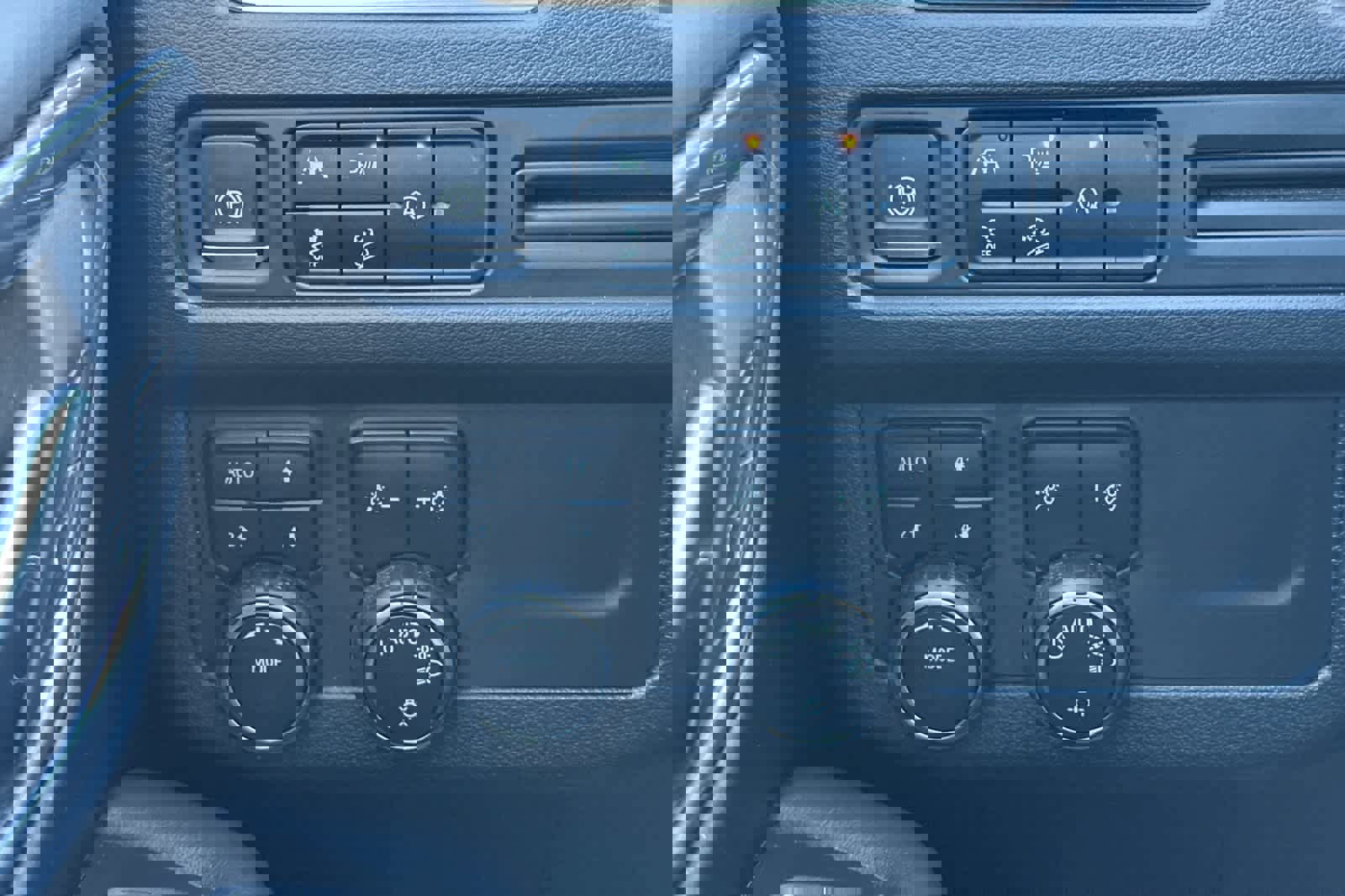 Used 2023 Chevrolet Tahoe Premier image 31