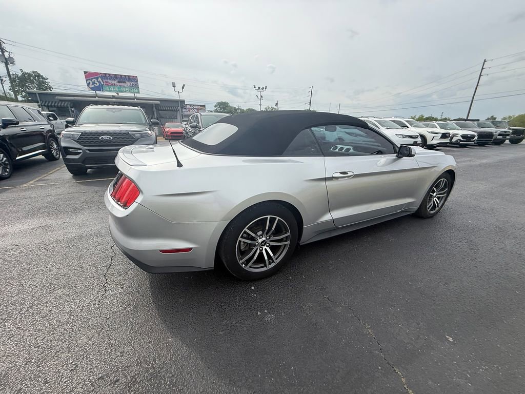 Used 2016 Ford Mustang Premium RWD image 3
