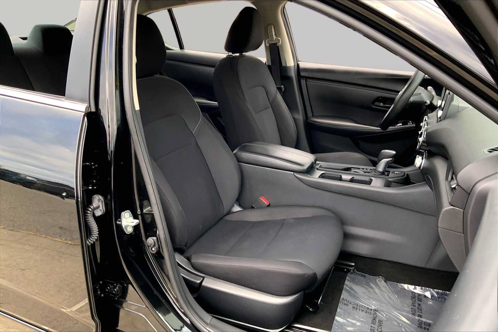 Used 2024 Nissan Sentra S FWD image 8