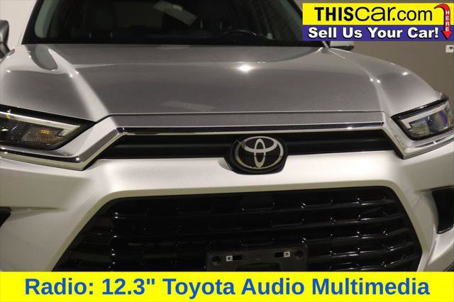 Used 2024 Toyota Grand Highlander FWD image 12