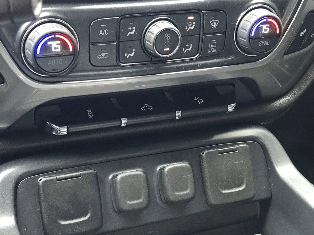 Used 2016 Chevrolet Silverado 1500 LTZ Z71 image 39