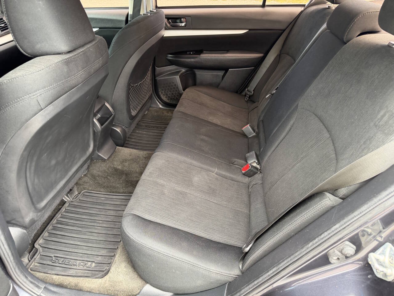 Used 2013 Subaru Legacy 2.5i Premium w/ All-Weather Pkg AWD/4WD image 15