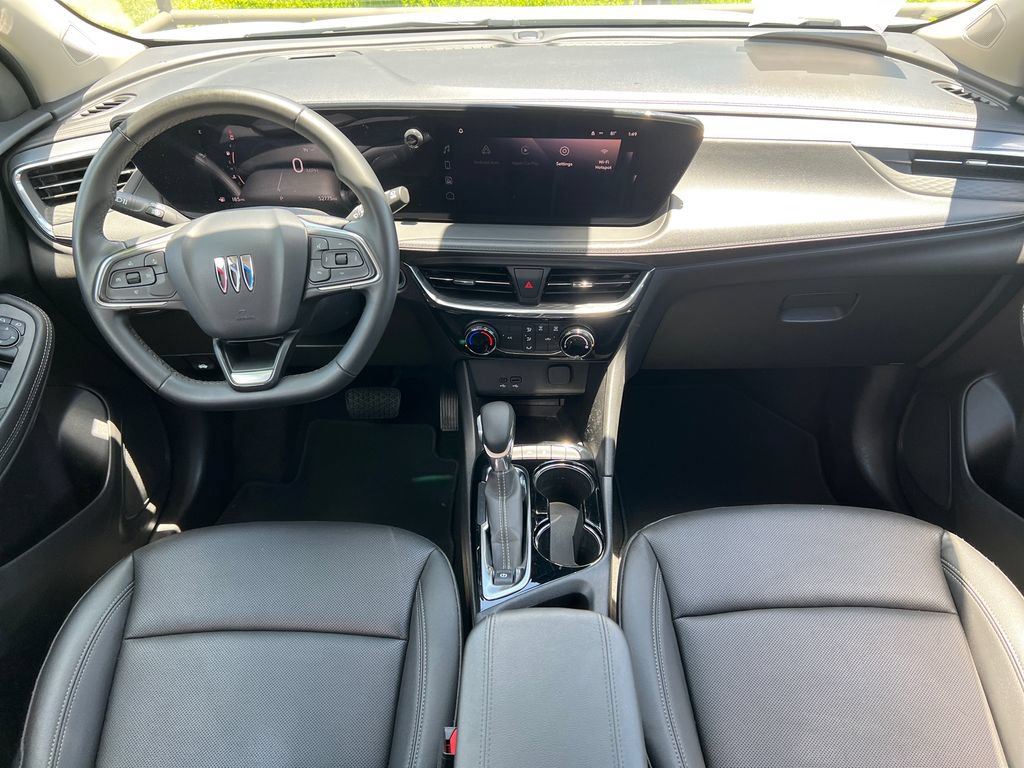 Used 2024 Buick Encore GX Sport Touring FWD image 22