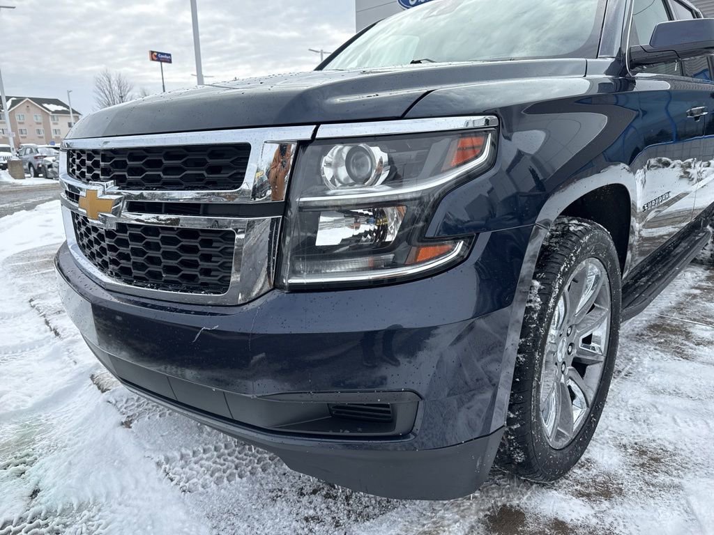 Used 2018 Chevrolet Suburban LT image 11