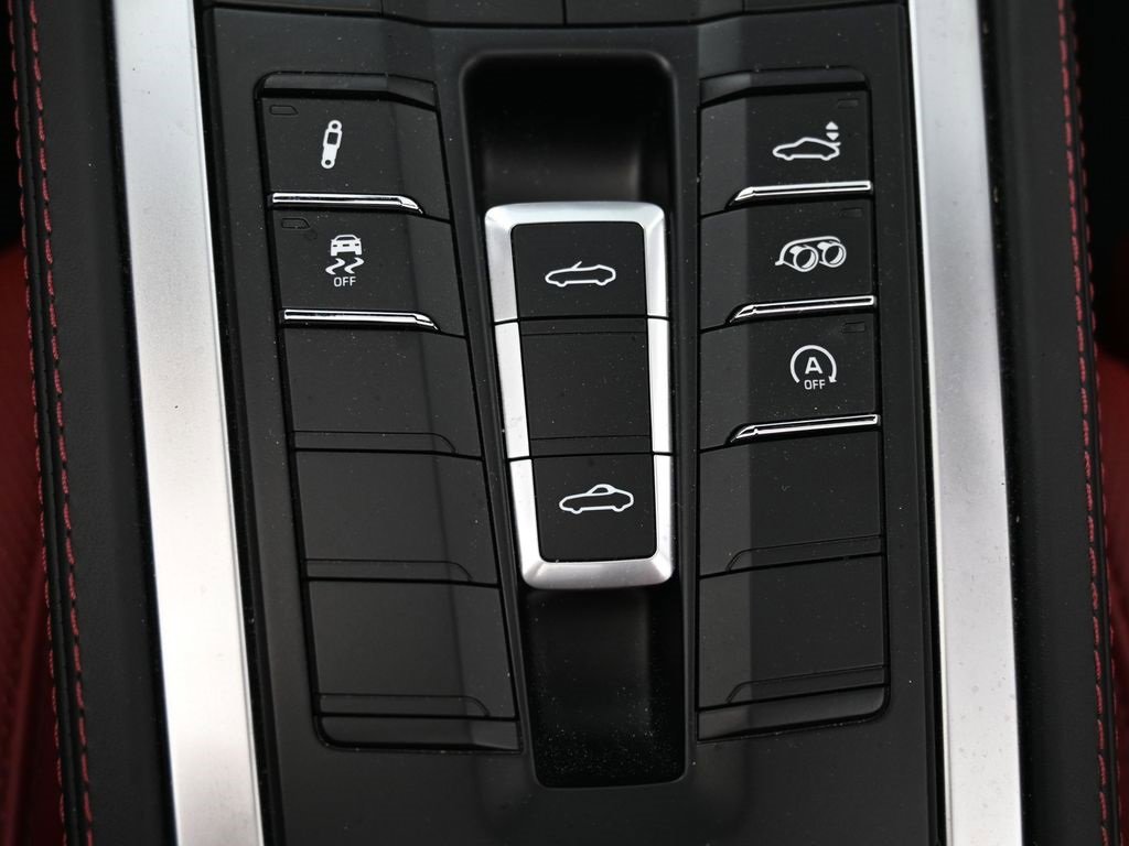 Used 2024 Porsche 718 Boxster GTS image 12