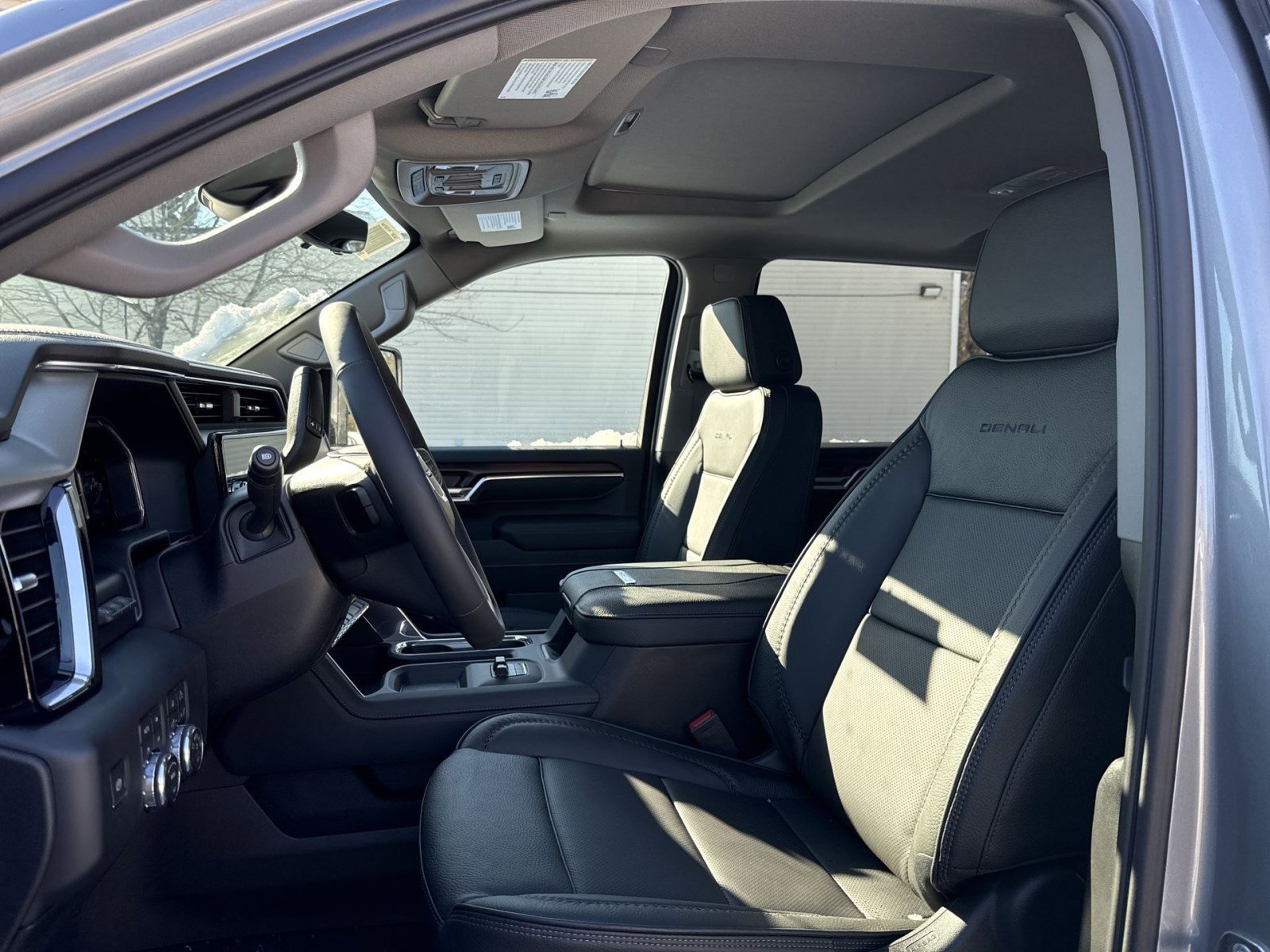 New 2026 GMC Sierra 3500 Denali w/ Denali Reserve Package image 10