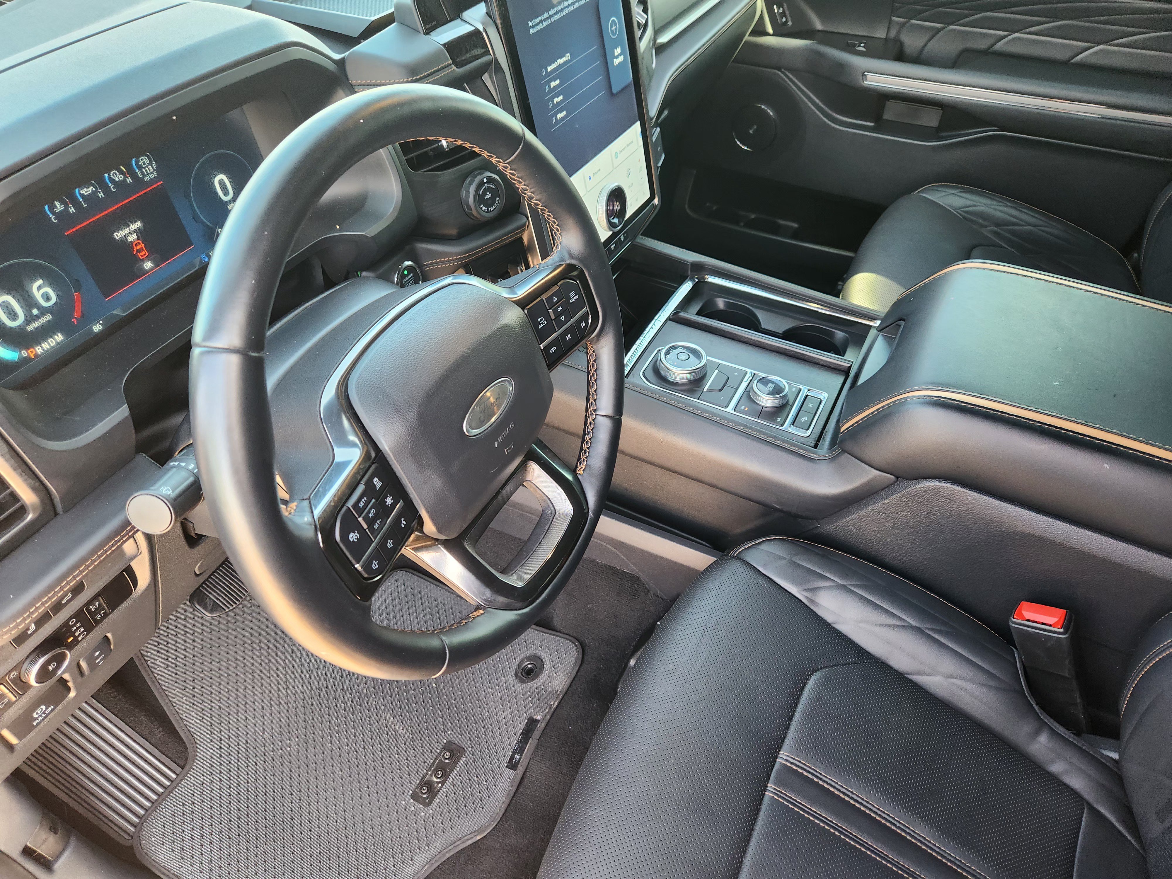 Used 2024 Ford Expedition Max Platinum AWD/4WD image 14