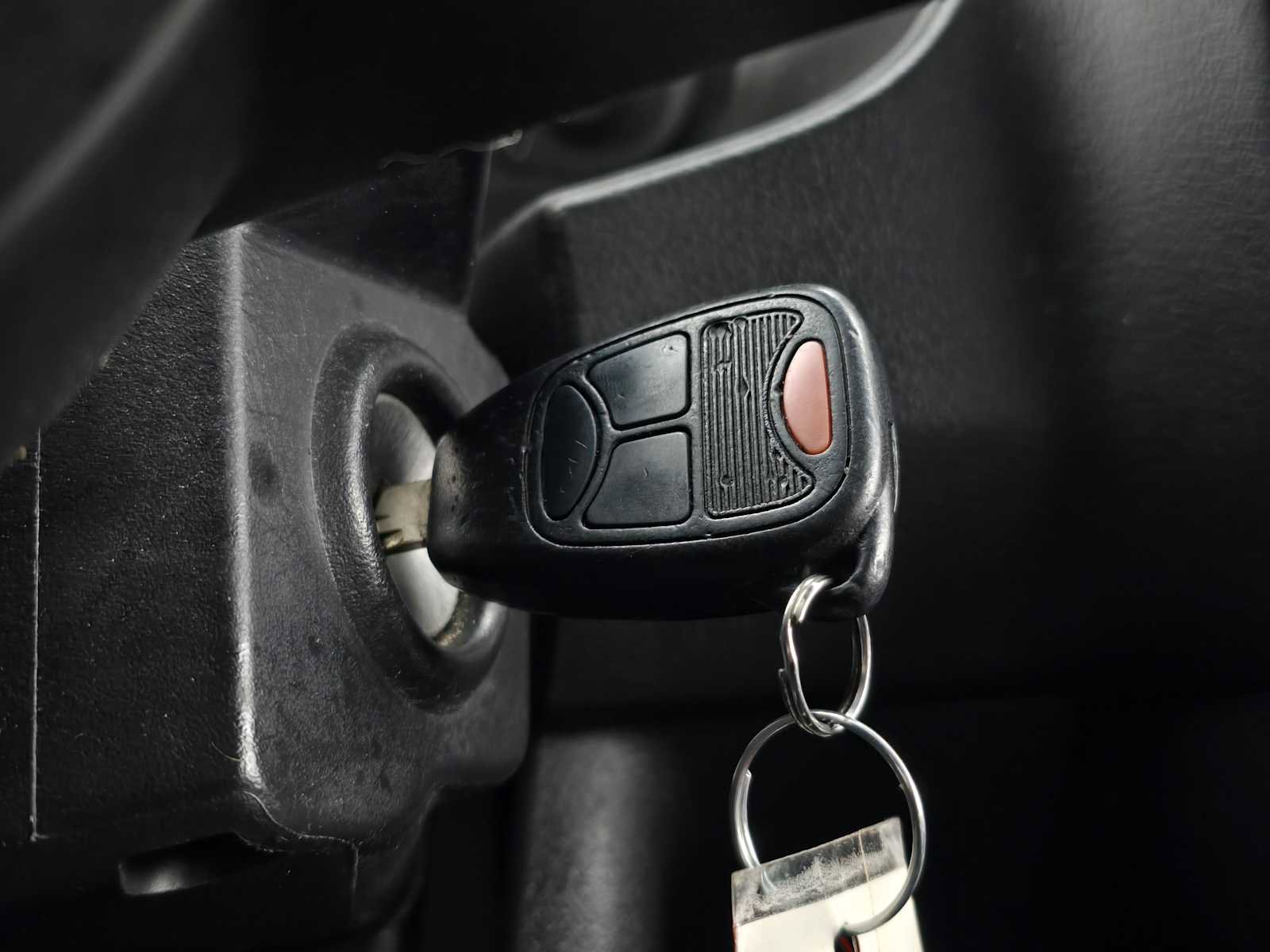 Used 2015 Jeep Compass Sport image 32