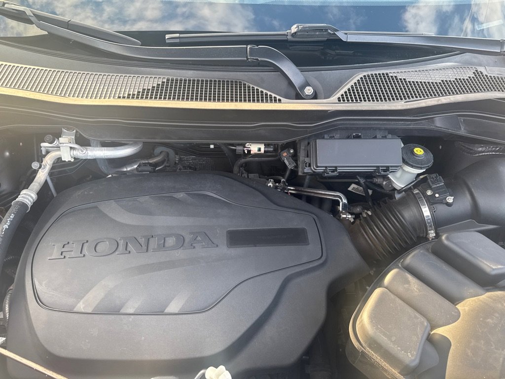 Used 2016 Honda Pilot Touring image 38