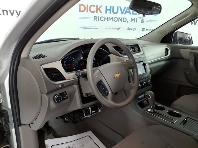 Used 2017 Chevrolet Traverse LS AWD/4WD image 13