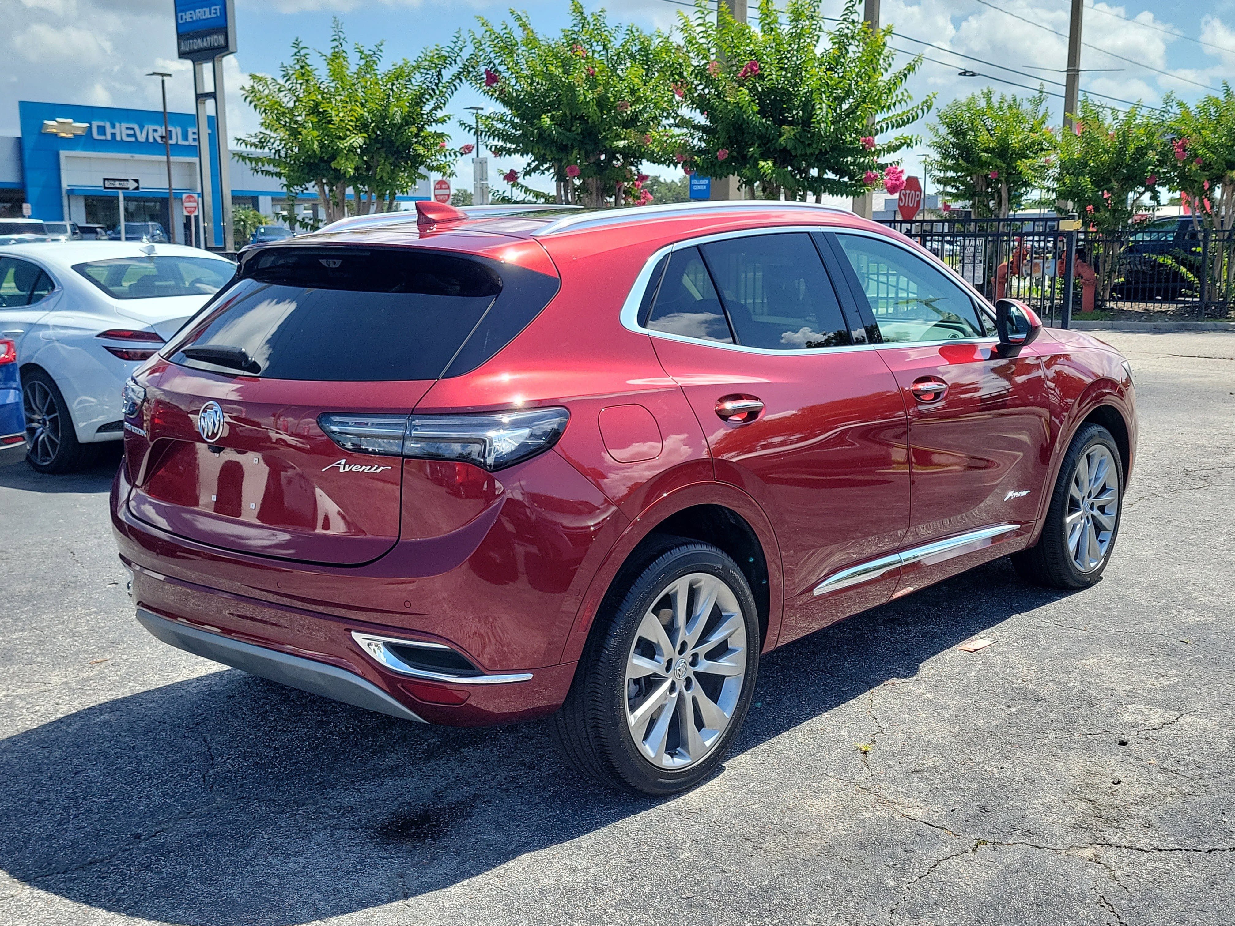 Used 2023 Buick Envision Avenir FWD image 4