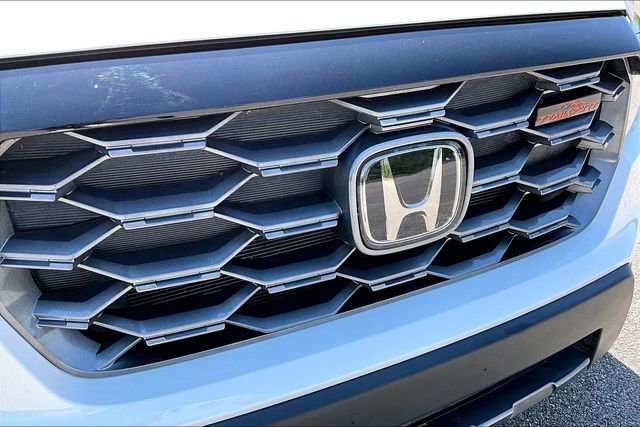 Used 2025 Honda Ridgeline TrailSport image 29