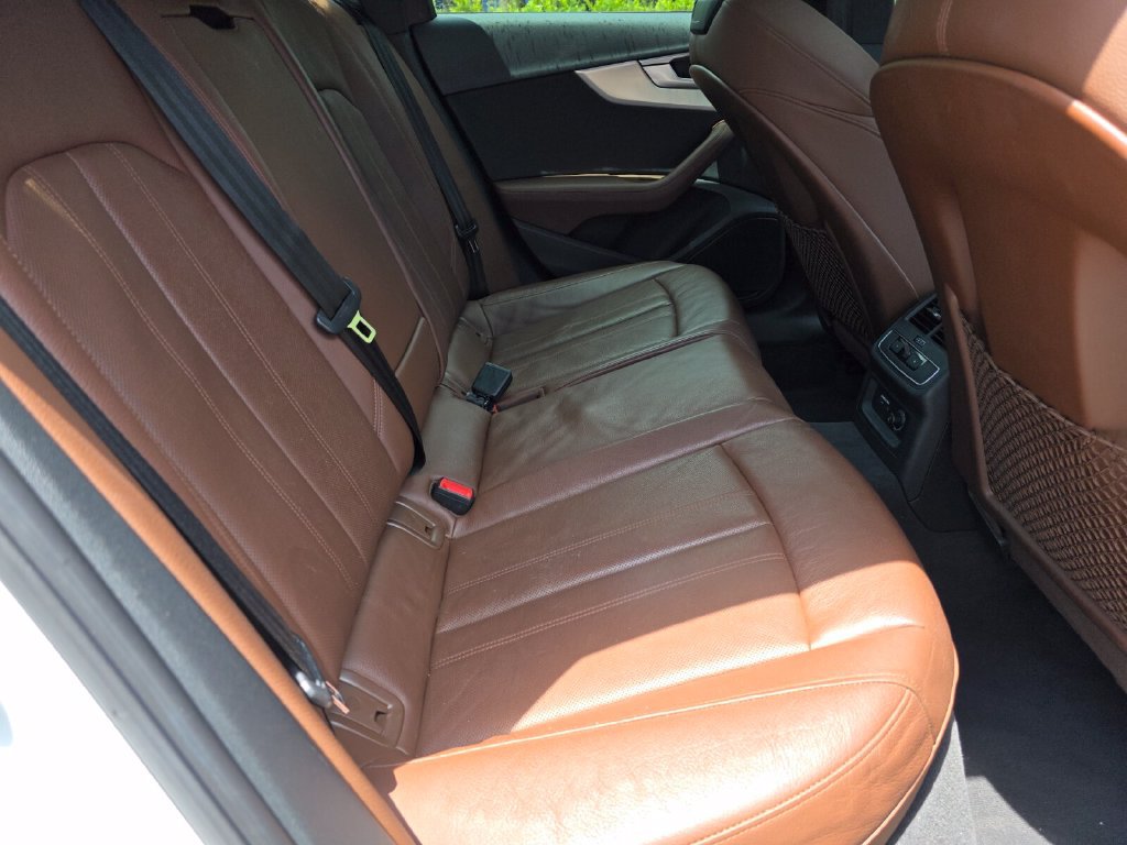 Used 2019 Audi A4 2.0T Premium Plus w/ Premium Plus Package AWD/4WD image 18