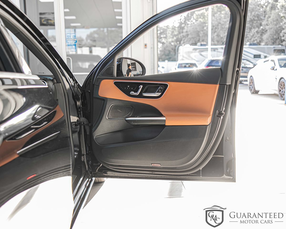 Used 2024 Mercedes-Benz C 300 4MATIC Sedan image 39