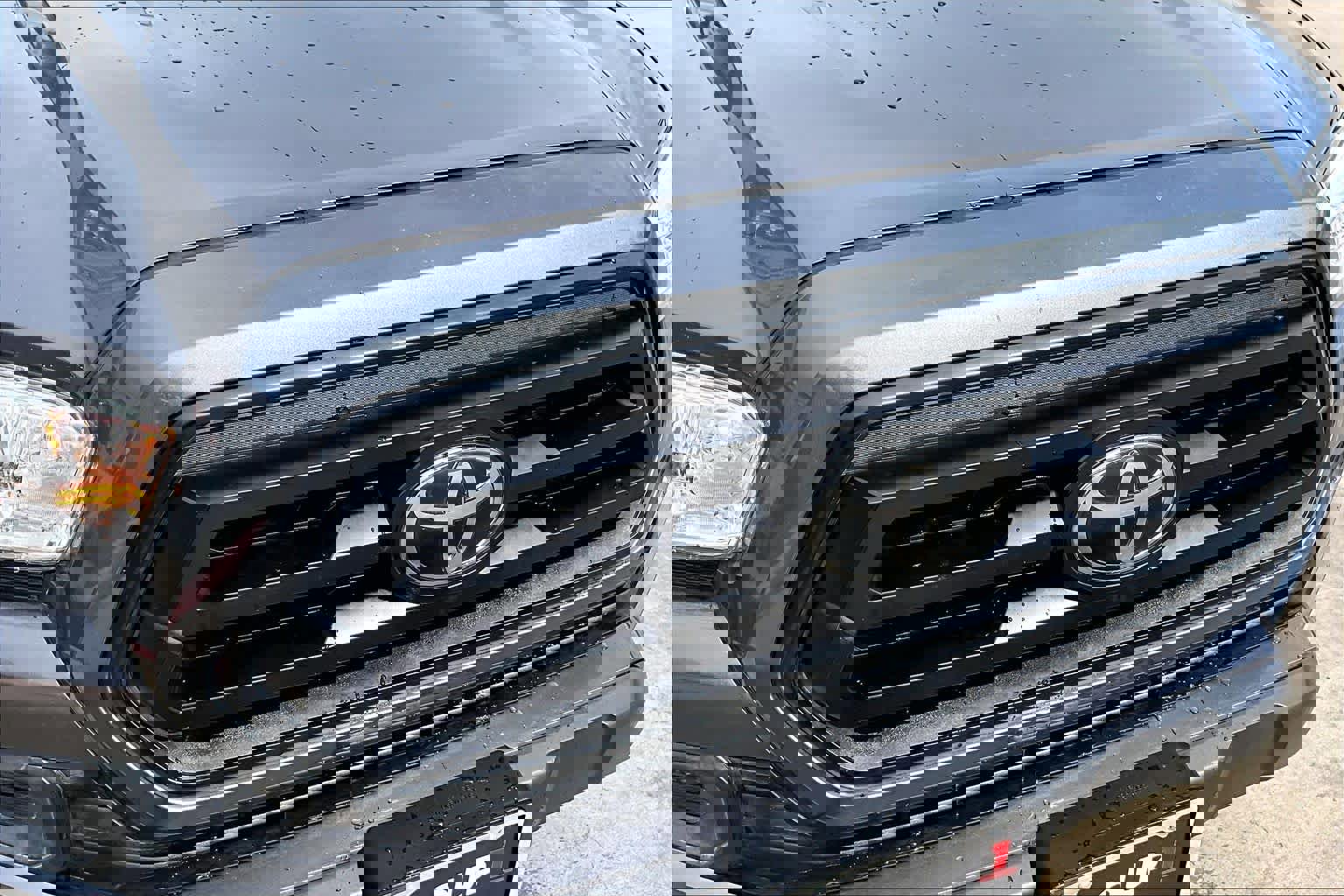 Used 2021 Toyota Tacoma SR w/ SR Convenience Package RWD image 28