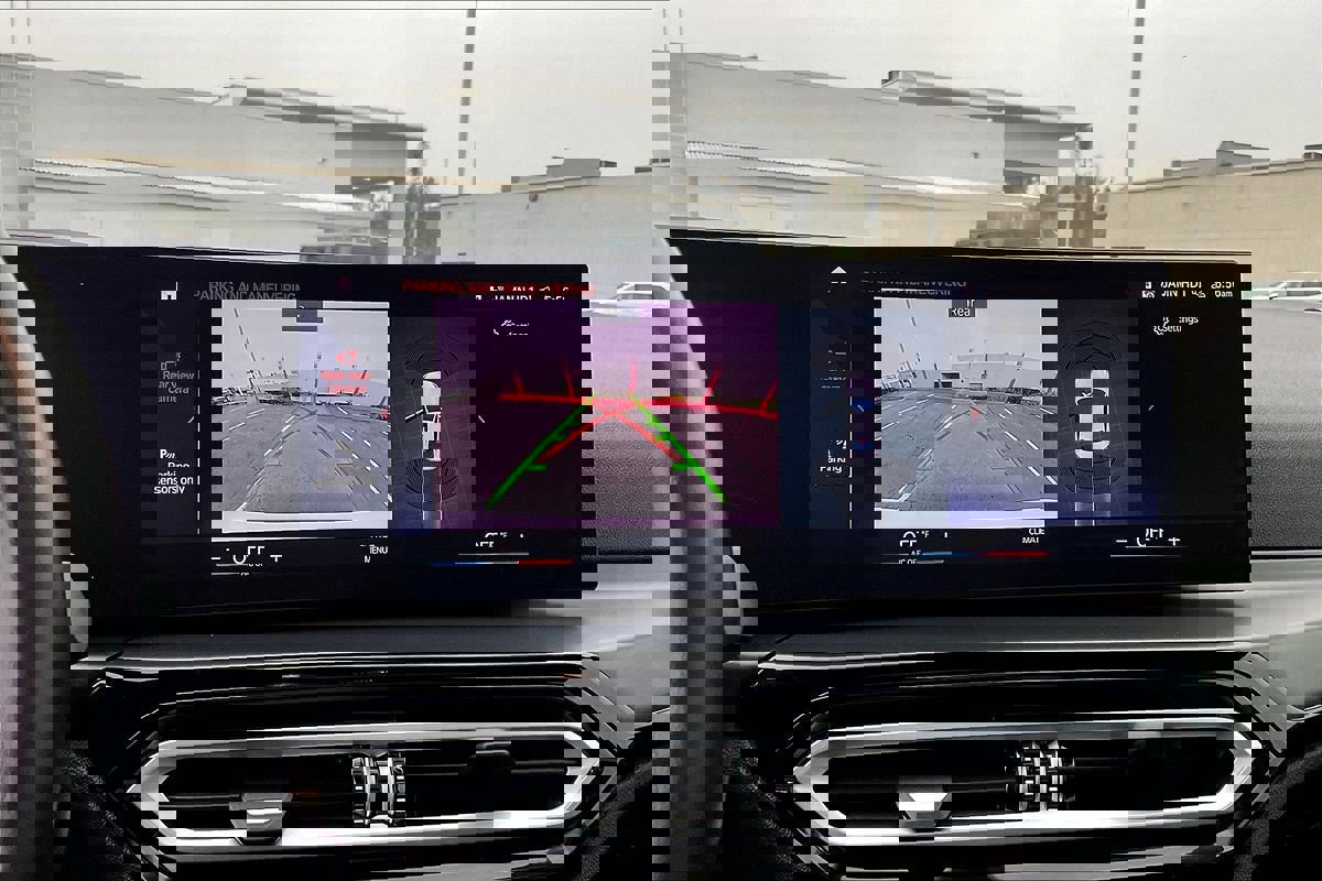 Used 2023 BMW 230i Coupe w/ Convenience Package image 20