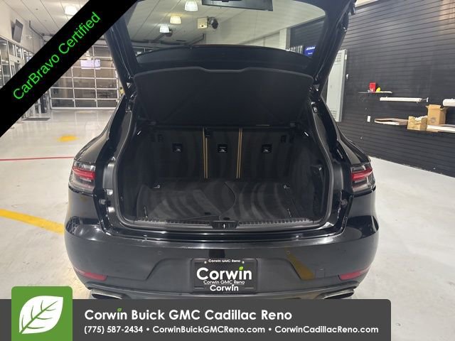 Used 2021 Porsche Macan AWD/4WD image 35