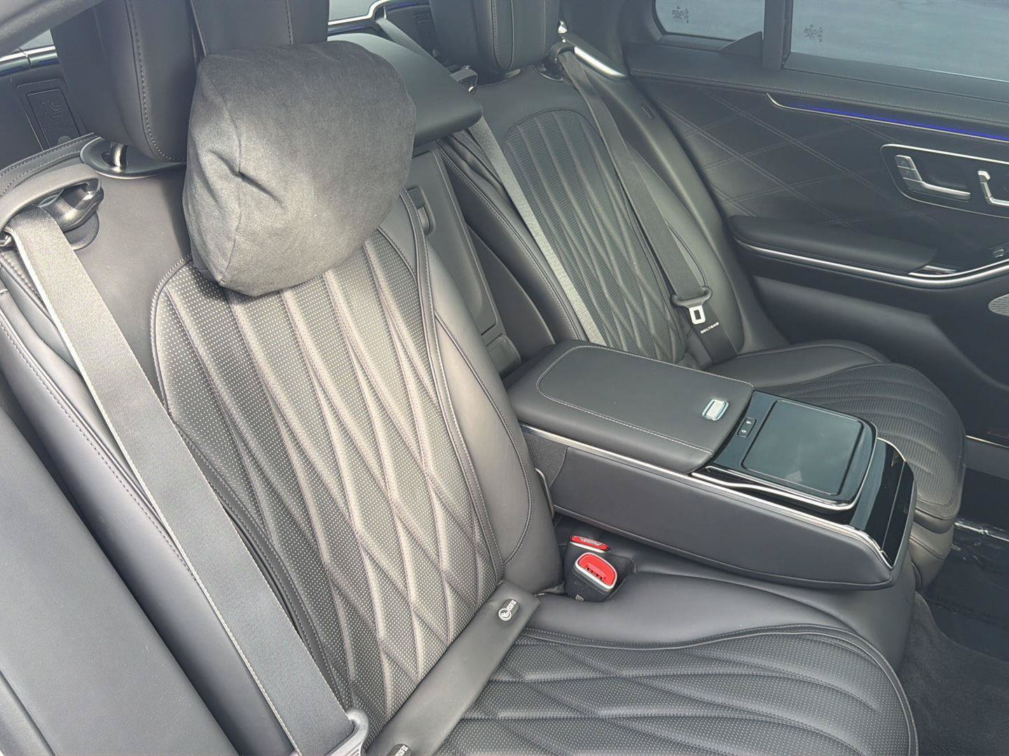 Used 2024 Mercedes-Benz S 63 AMG S image 33