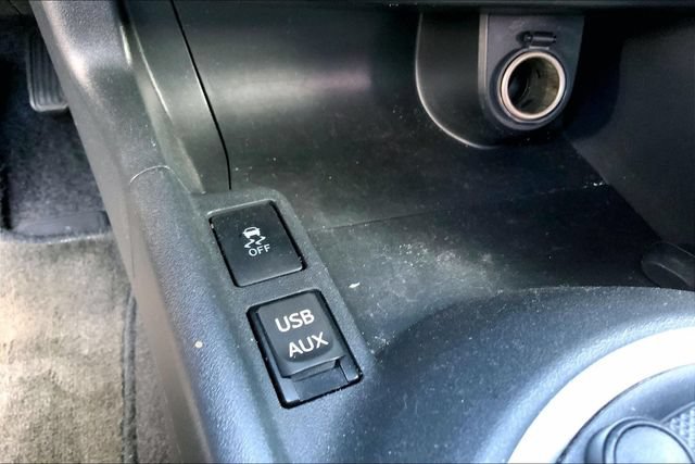 Used 2015 Scion tC FWD image 32