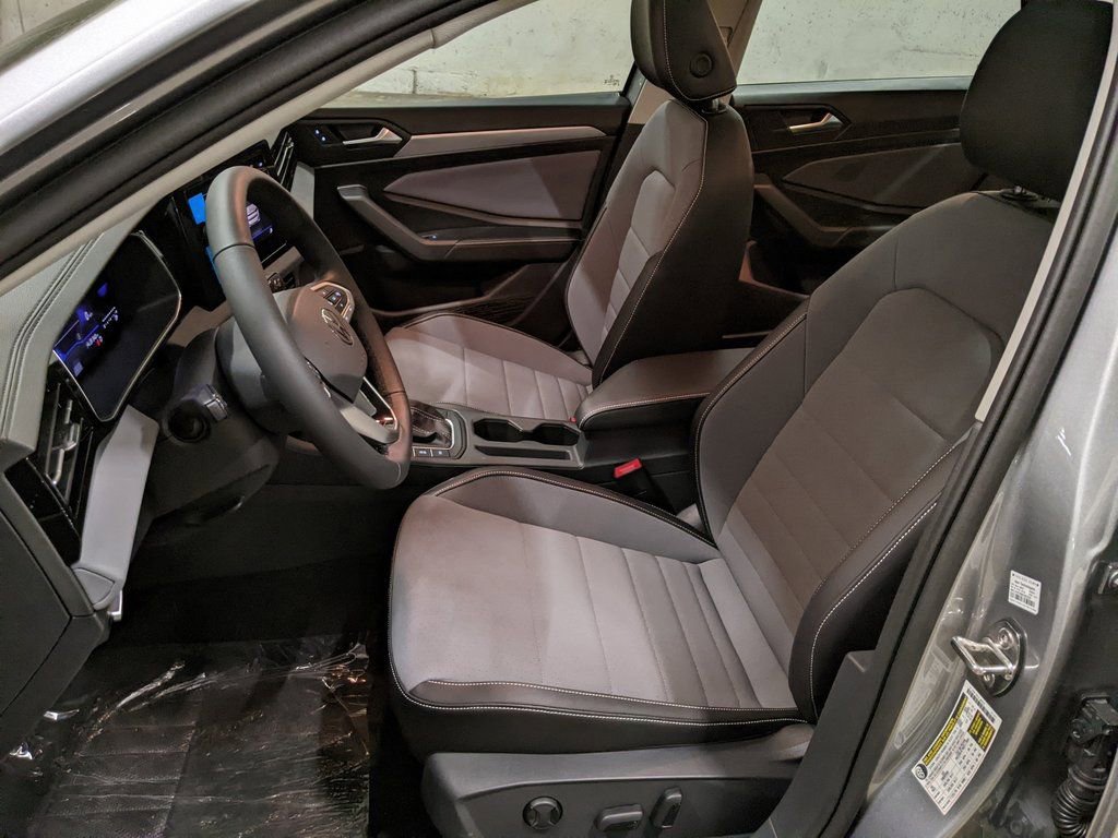 New 2026 Volkswagen Jetta SE image 11