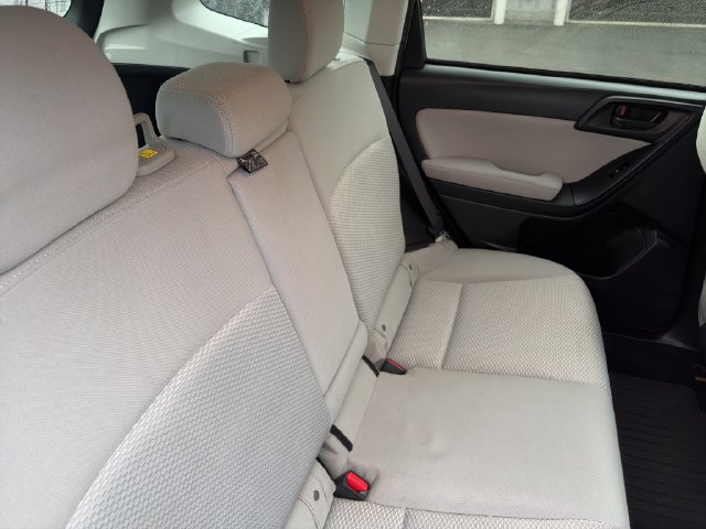 Used 2014 Subaru Forester 2.5i Premium w/ Popular Package #2 AWD/4WD image 4
