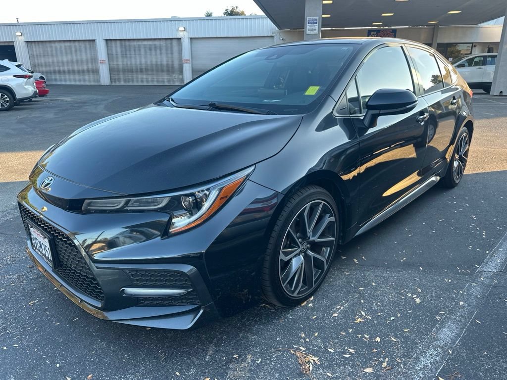 Used 2020 Toyota Corolla XSE FWD image 1