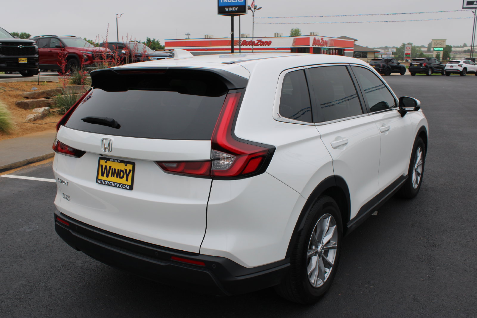 Used 2025 Honda CR-V EX-L image 8