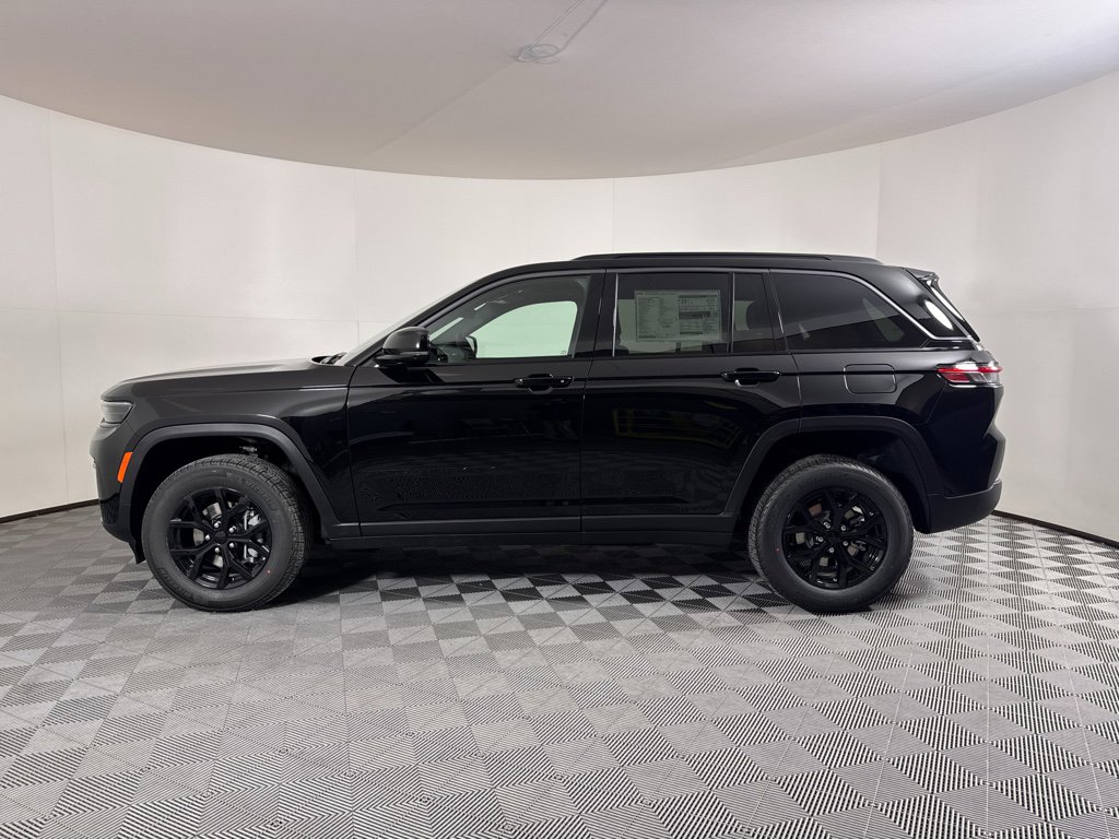 New 2026 Jeep Grand Cherokee Altitude AWD/4WD image 14