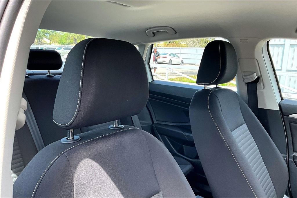 Certified 2024 Volkswagen Jetta S image 21