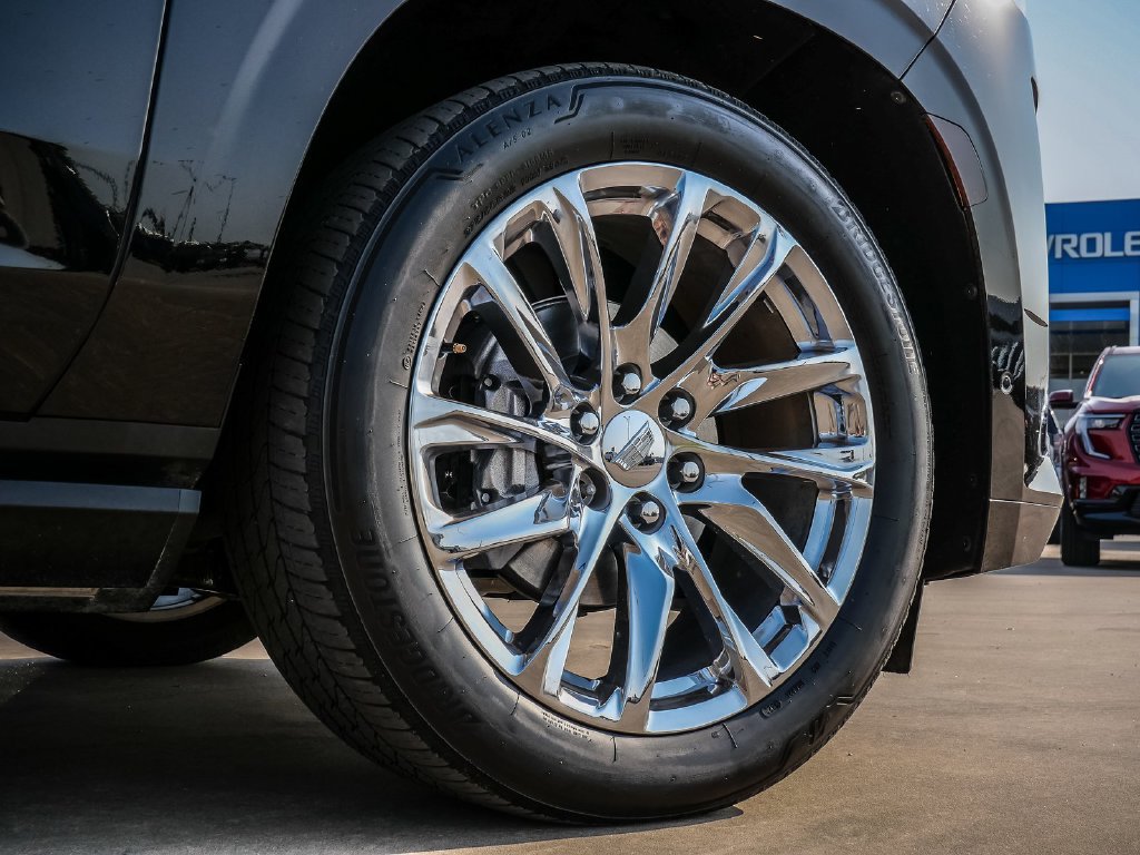 Used 2023 Cadillac Escalade Premium Luxury Platinum w/ LPO, Radiant Package AWD/4WD image 9