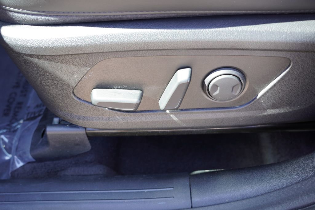 Certified 2023 Kia Sorento SX AWD/4WD image 24