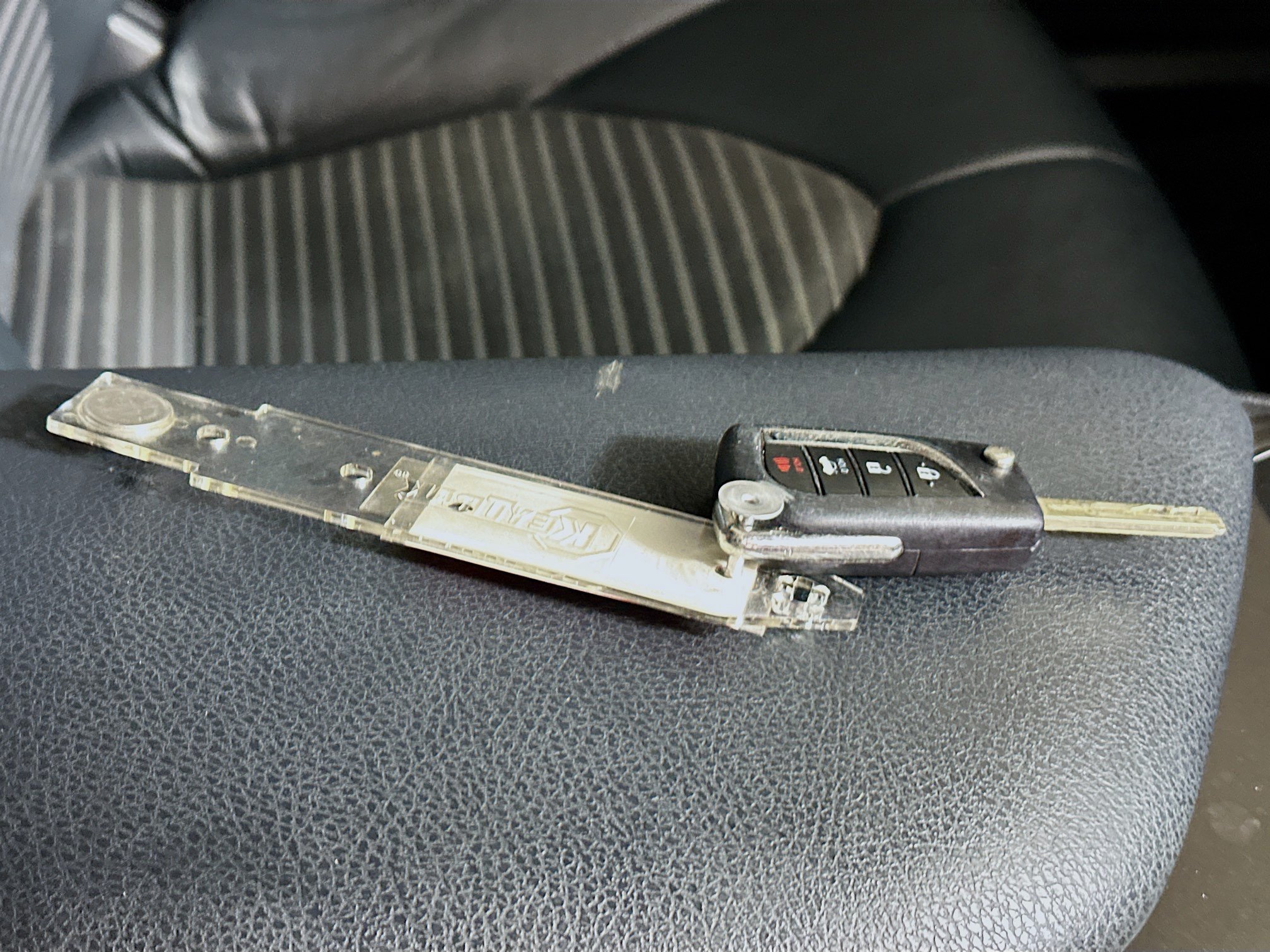 Used 2023 Toyota Camry SE FWD image 32