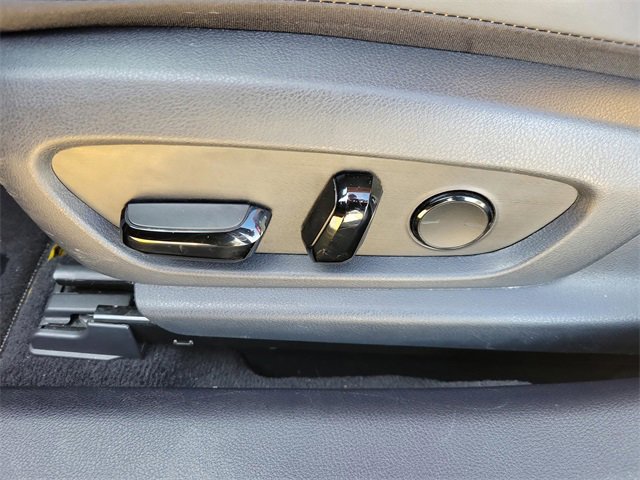 Used 2024 Lexus ES 350 w/ Premium Package image 11