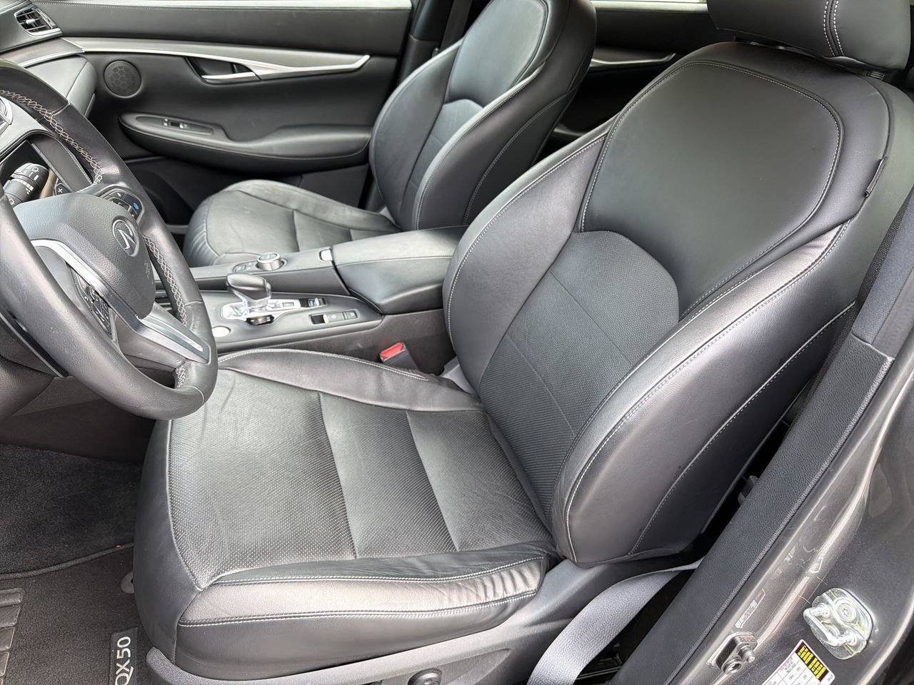 Used 2022 INFINITI QX50 Luxe FWD image 18