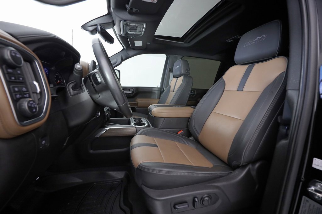 Used 2022 Chevrolet Silverado 3500 High Country w/ LPO, Hitch Package image 16