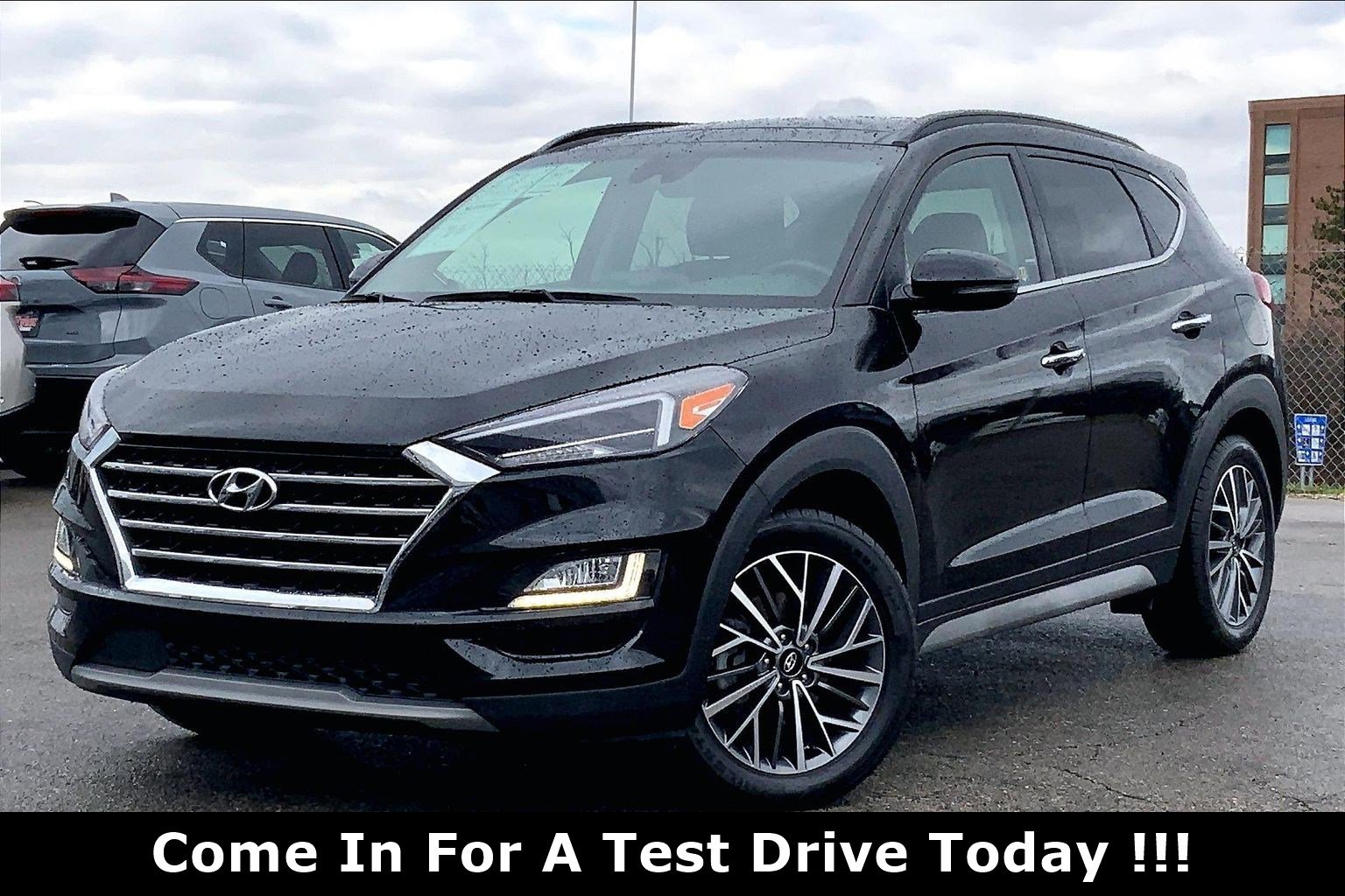 Used 2021 Hyundai Tucson Ultimate w/ Cargo Package image 13