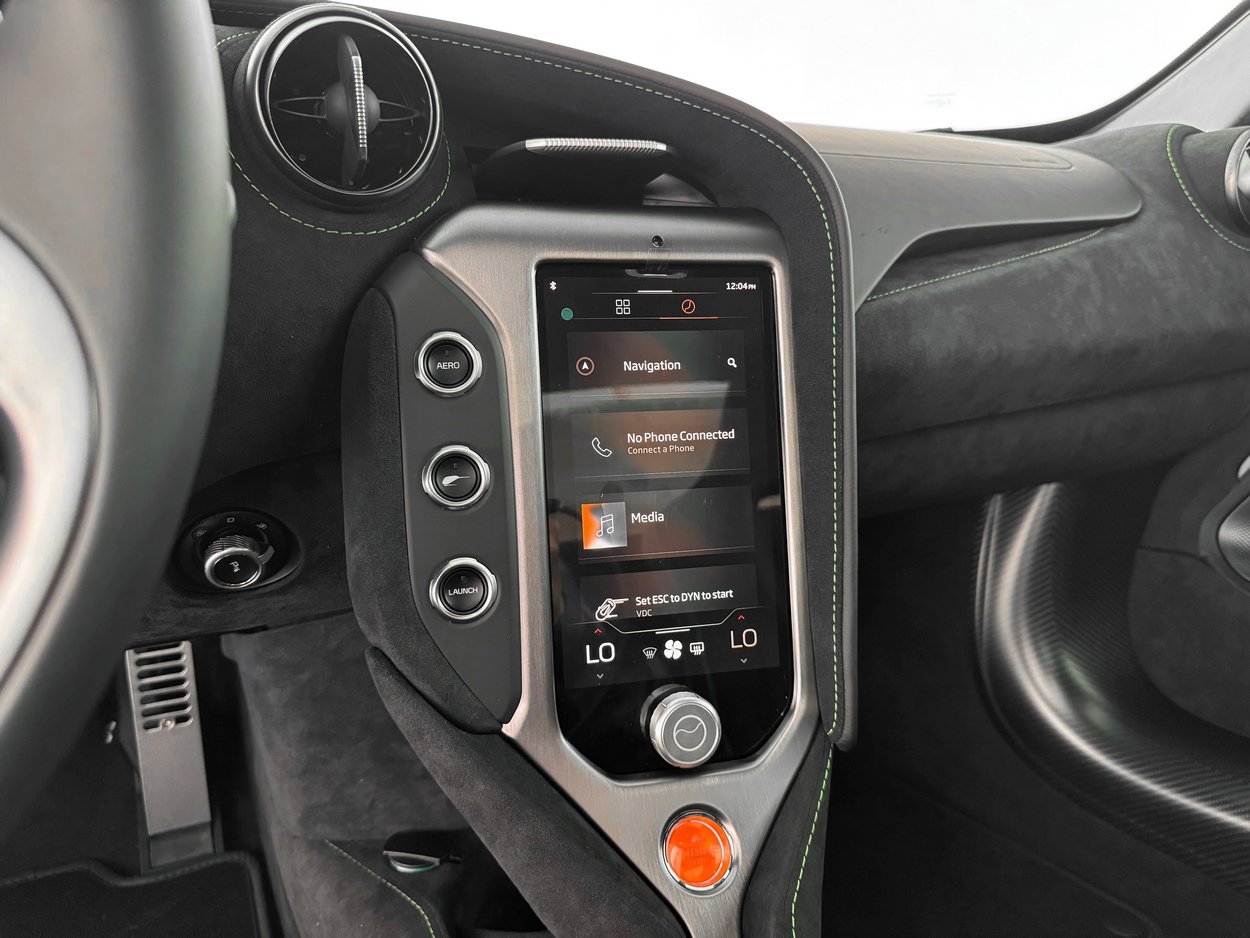 New 2026 McLaren 750S image 21