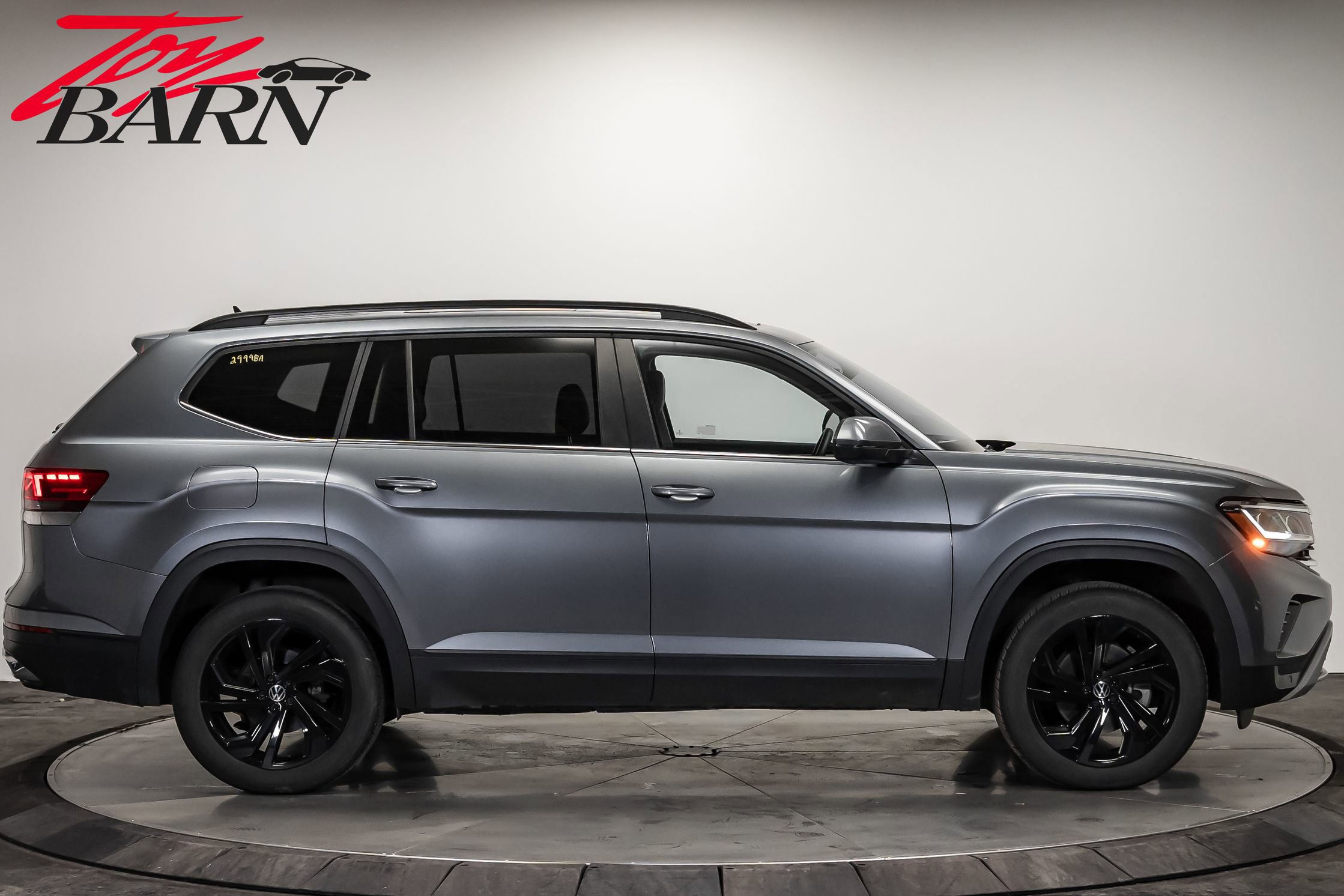 Used 2022 Volkswagen Atlas SE image 6