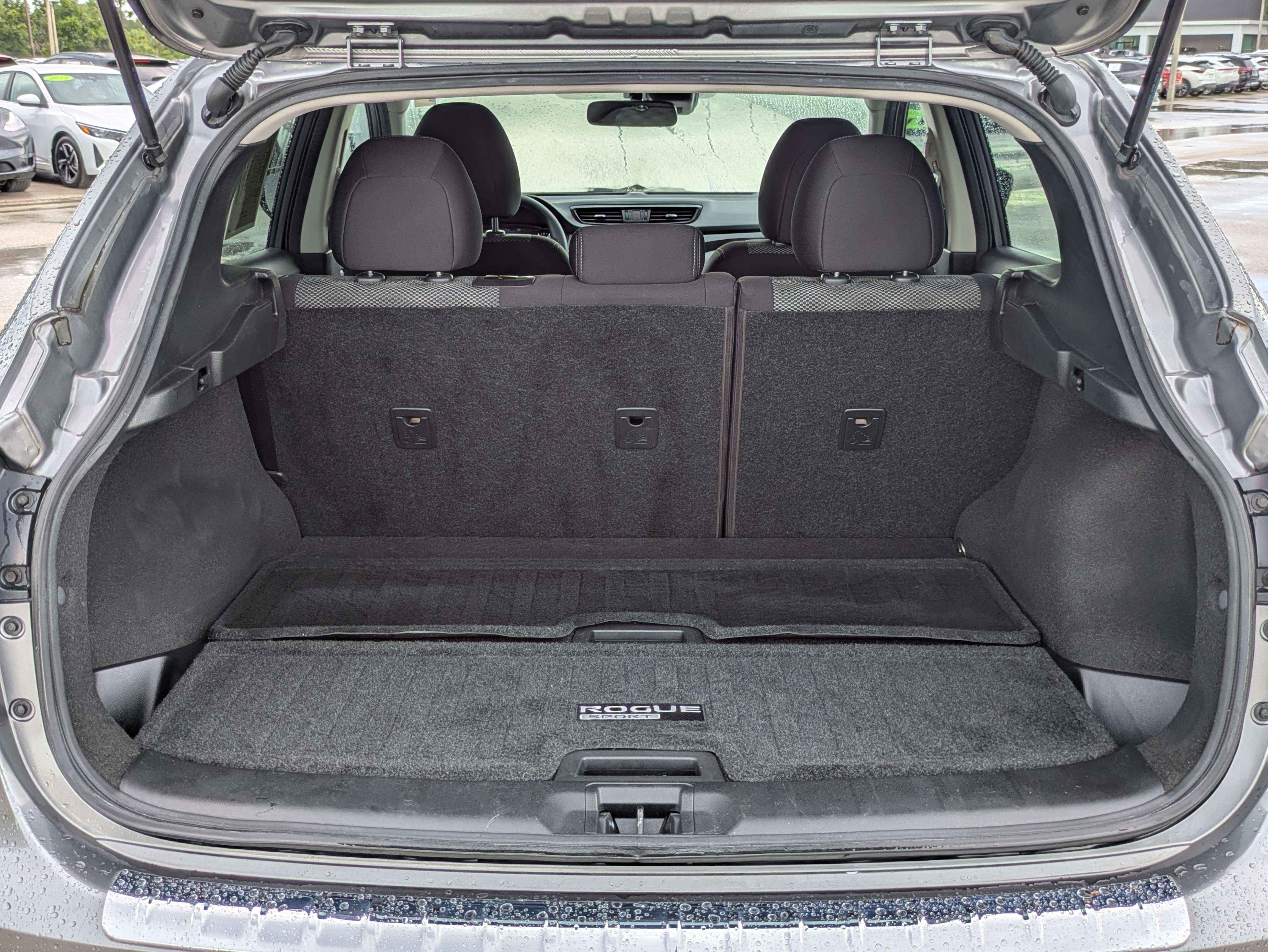 Used 2019 Nissan Rogue Sport SV FWD image 13