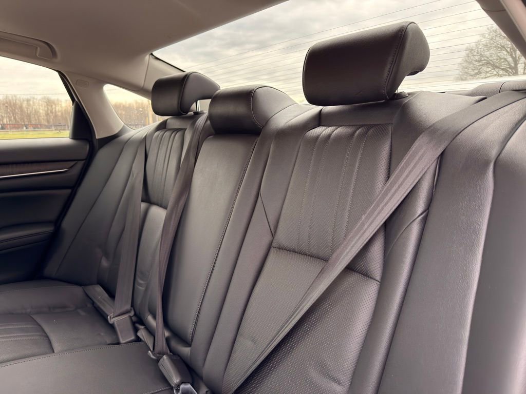 Used 2020 Honda Accord EX-L image 32