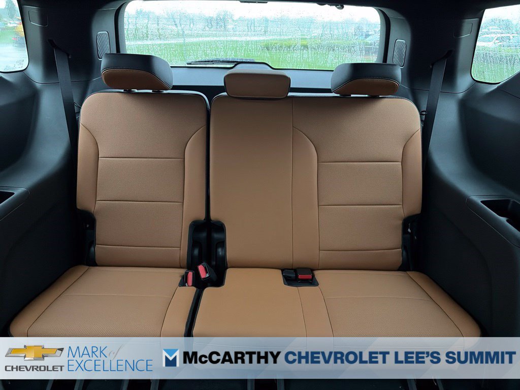 New 2027 Chevrolet Traverse Z71 w/ Enhanced Driving Package AWD/4WD image 42