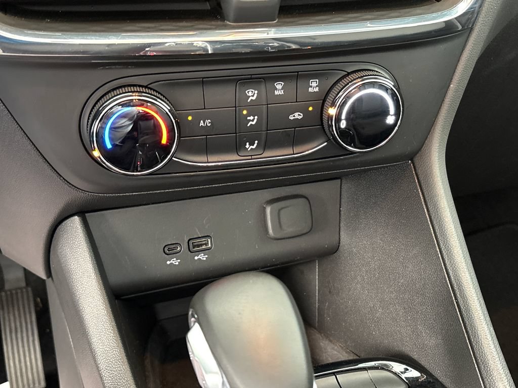 Used 2025 Buick Encore GX Preferred FWD image 41