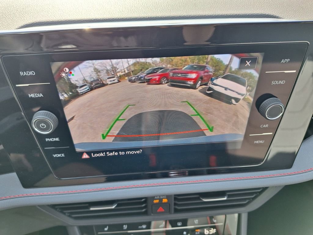 Used 2025 Volkswagen Jetta GLI Autobahn image 16