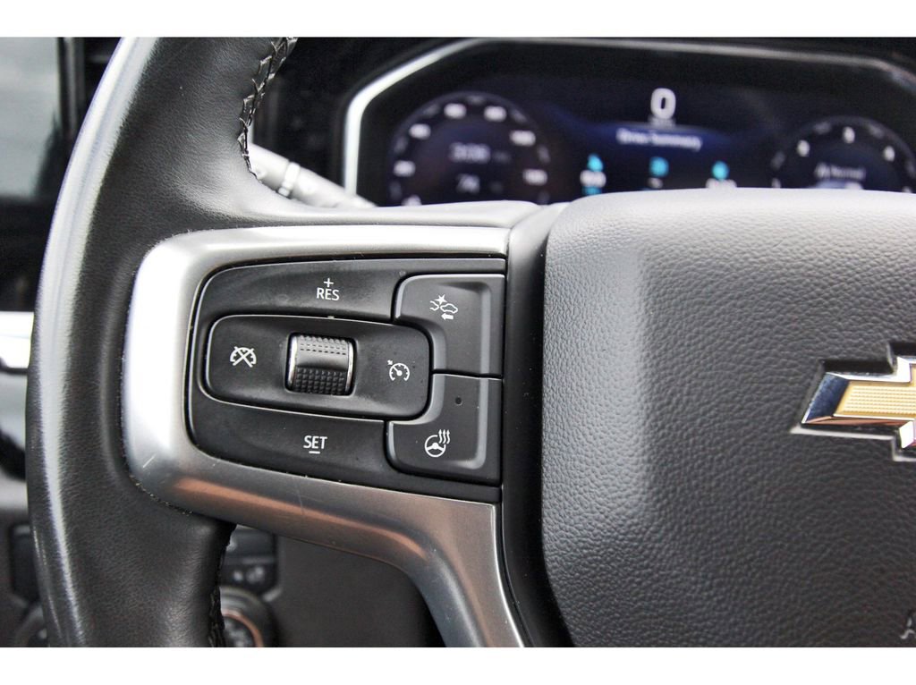 Used 2025 Chevrolet Silverado 1500 LT RWD image 15