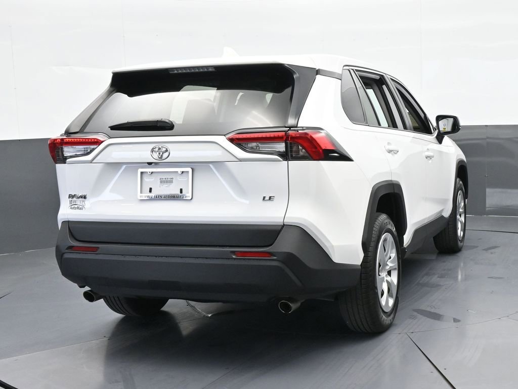 Used 2023 Toyota RAV4 LE image 5