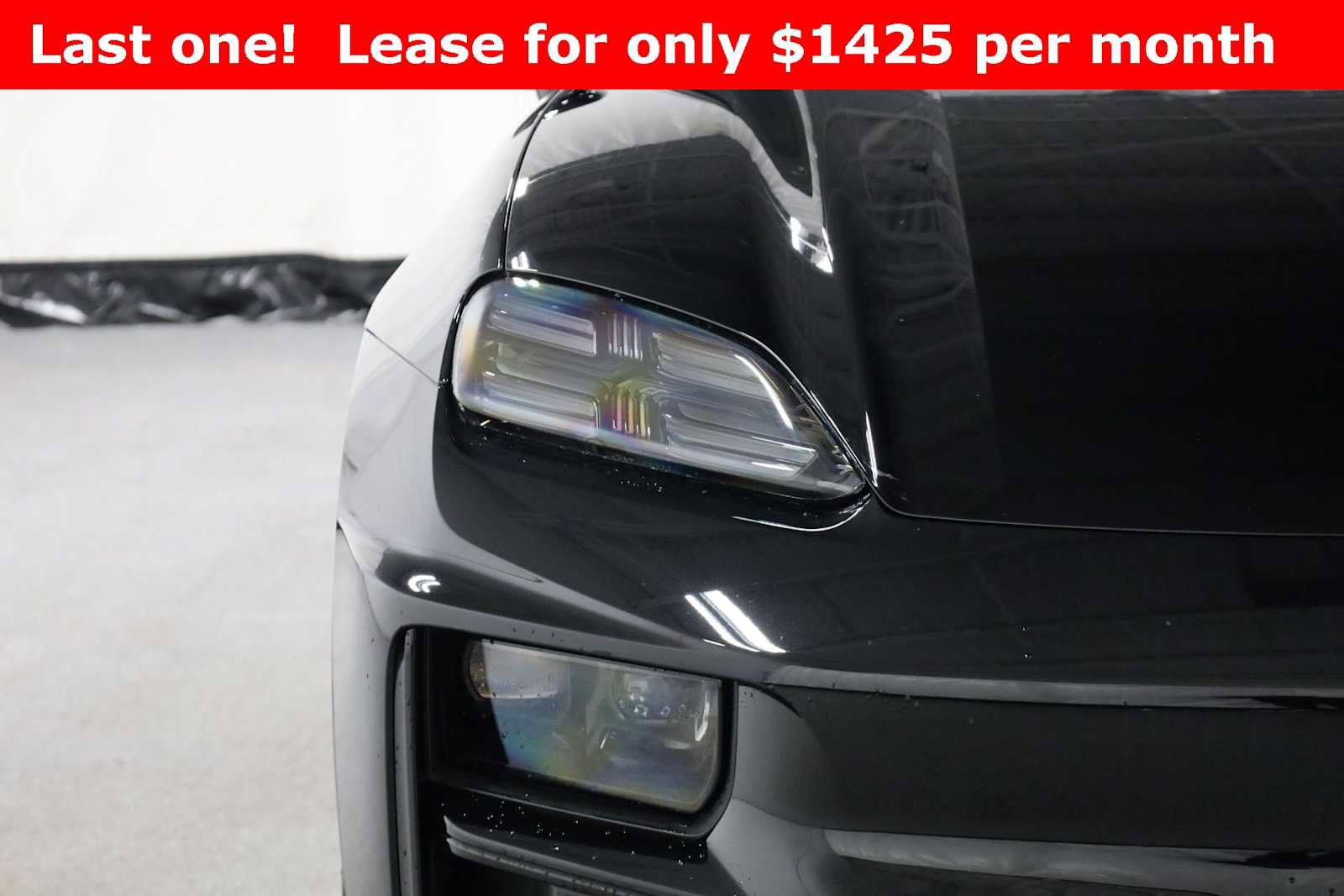 New 2025 Porsche Macan Turbo Electric image 15