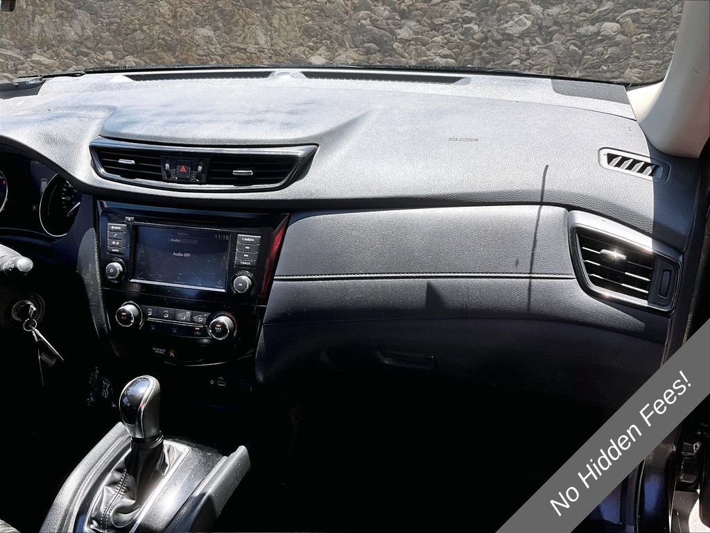 Used 2019 Nissan Rogue S AWD/4WD image 13