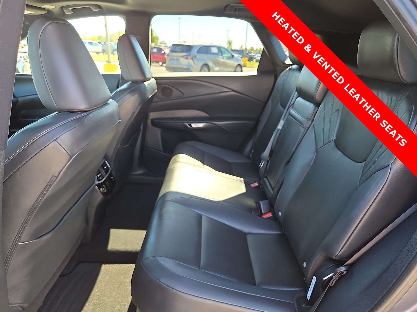 Used 2023 Lexus RX 350 Premium w/ Accessory Package (Z1) AWD/4WD image 10