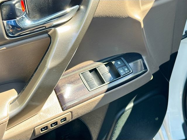 Used 2020 Lexus GX 460 Luxury image 19